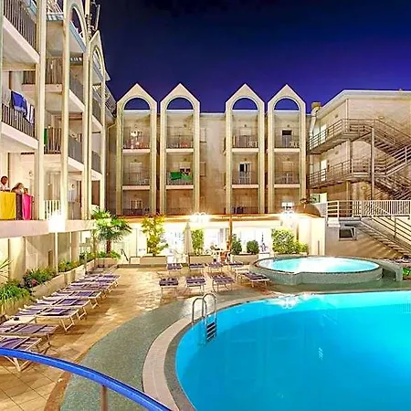 Palace Ξενοδοχείο 4*