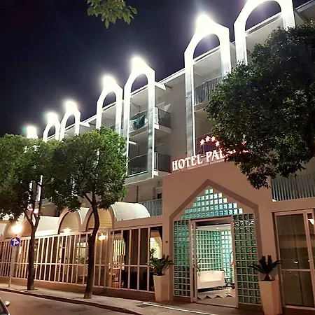 Palace 4*