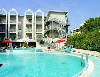 Palace מלון 4*