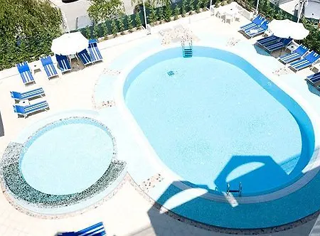Palace 4*